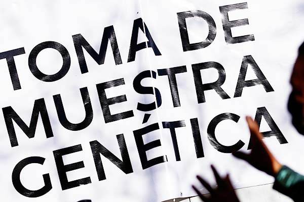 Toman muestras referenciales en el panteón dos de Torreón