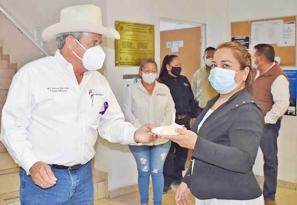 Promueve Lencho equidad de género