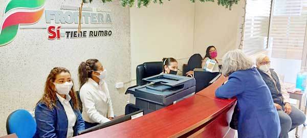 Conmemoran su día chambeando