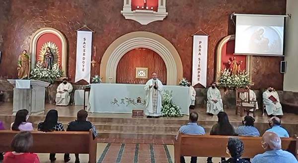 Se orden 3 nuevos sacerdotes de MM
