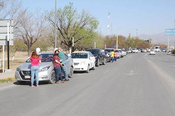 Protestan jubilados del ISSSTE pagos en UMA´s