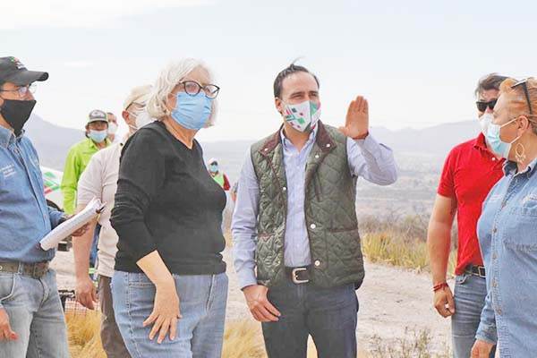 Combaten incendio en Sierra de Zapalinamé