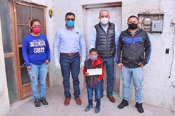 Se unen para apoyar a familias vulnerables