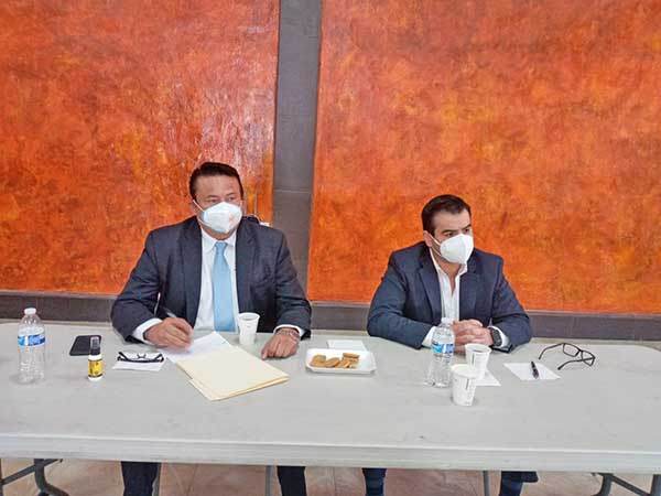 Acuerdan mejorar servicio de ISSSTE