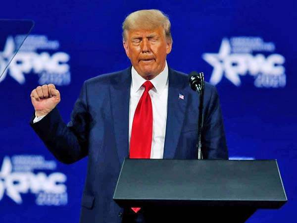 Trump se vacunó en secreto