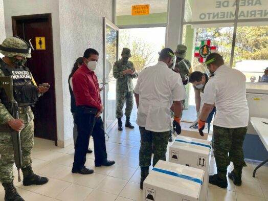 Llegan más vacunas Pfizer para Coahuila