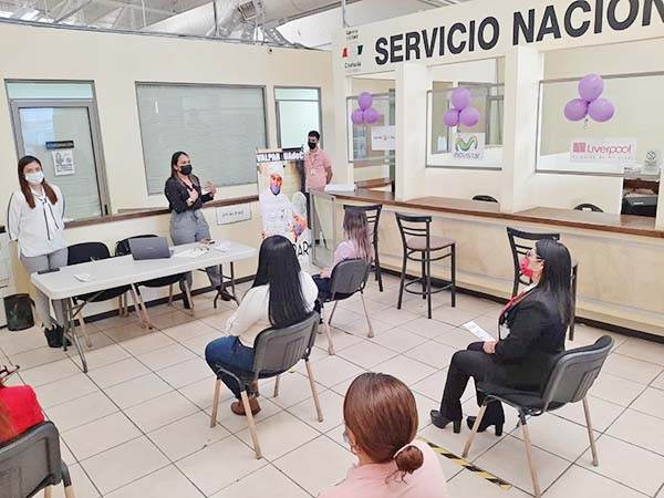 Imparten conferencia para inclusión laboral