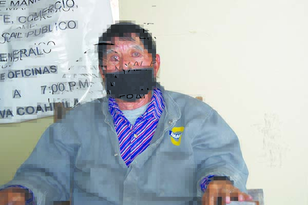 Insisten macheteros en emplazar a tiendas