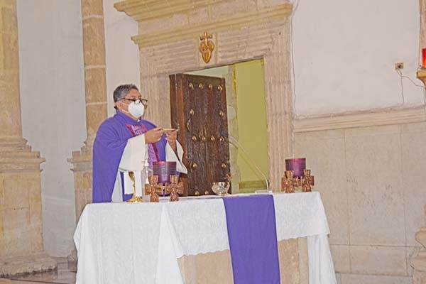 Jesús volvió a vencer afirma el padre Neri