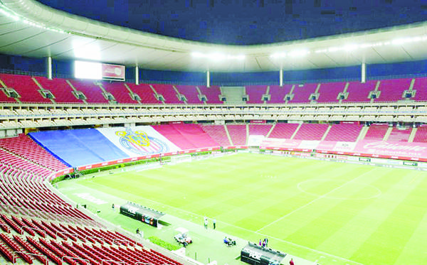 Chivas vs América tendrá afición, autoridades de Jalisco aprueban abrir estadios