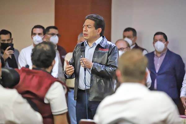 Delgado pide renuncia de consejeros del INE por candados a sobrerrepresentación