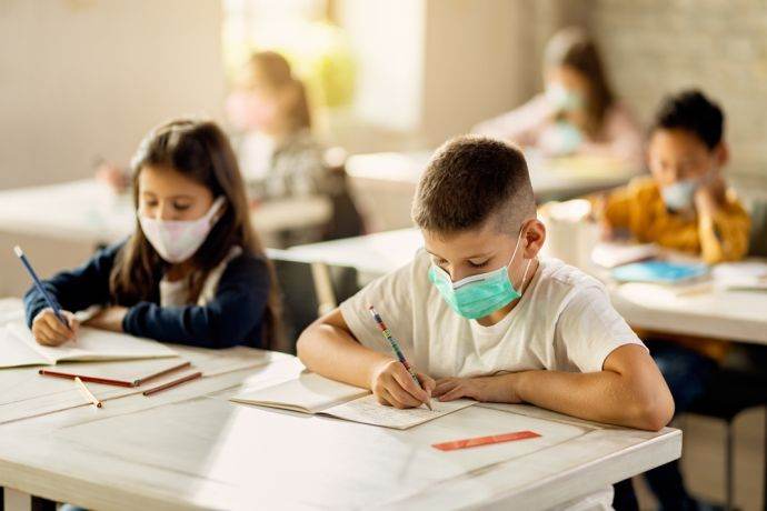 Piden reanudar clases presenciales por deserción de estudiantes