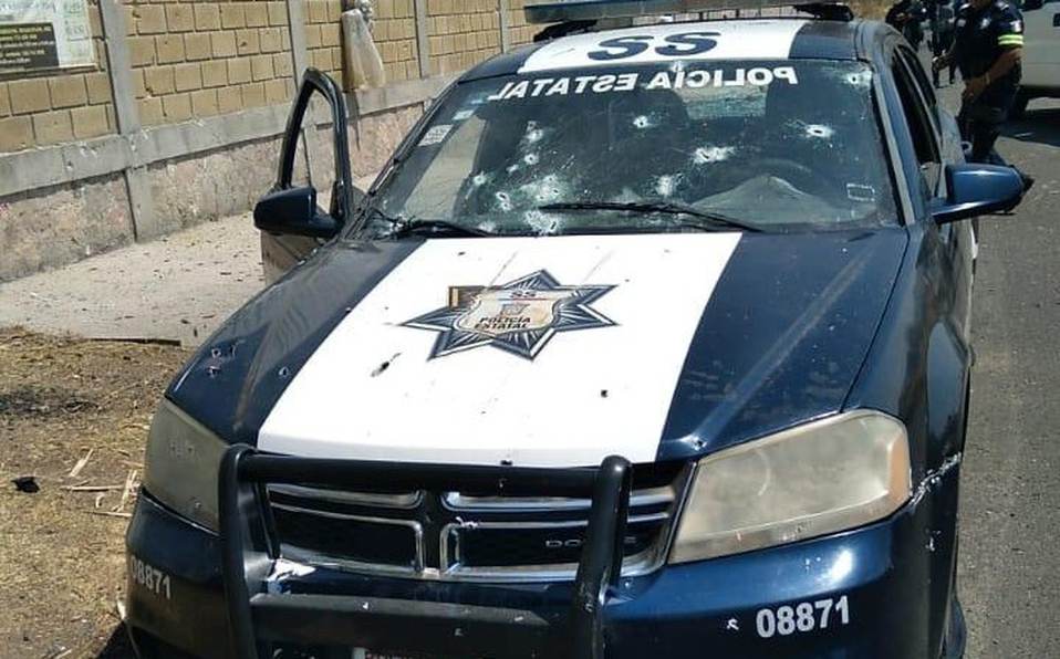 Emboscada y enfrentamiento con policías en el Edomex dejan al menos 17 muertos
