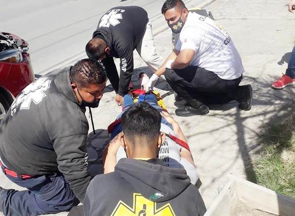 Mujer herida en accidente