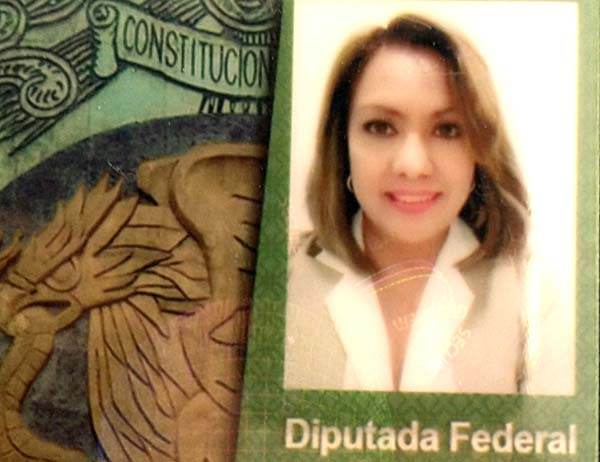 Exhiben corrupción de Diputada Melba Farías