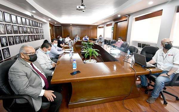 Capacitan a directores previo a veda electoral