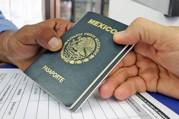 Llama SRE a evitar fraudes en trámite del pasaporte
