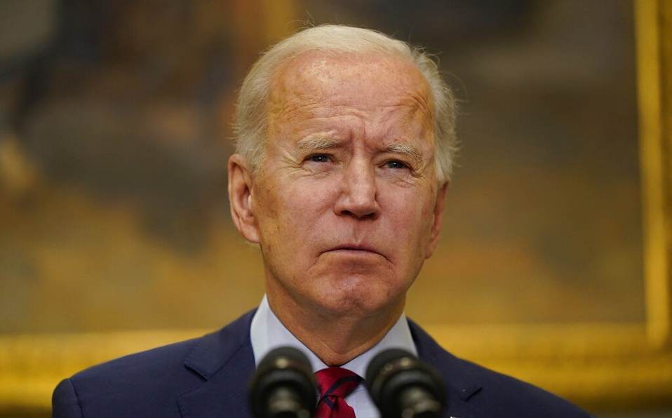 Biden no considera compartir vacunas anticovid con otros países, dice la Casa Blanca
