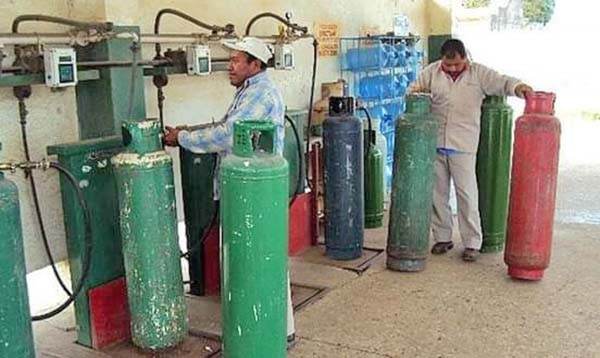 Prohíbe Sabinas uso de tanques de gas antiguos