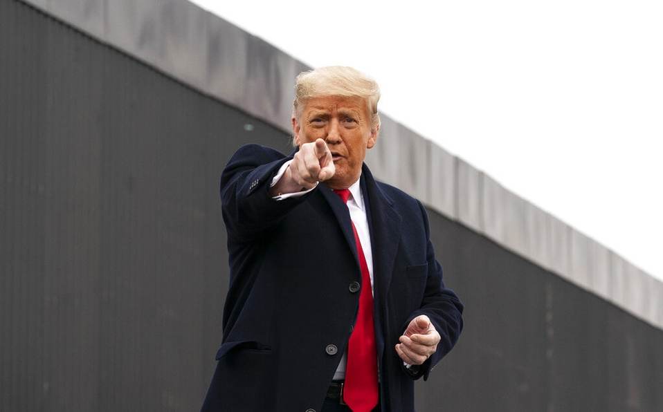 Trump insiste que la frontera con México está hecha «un desastre» con Biden