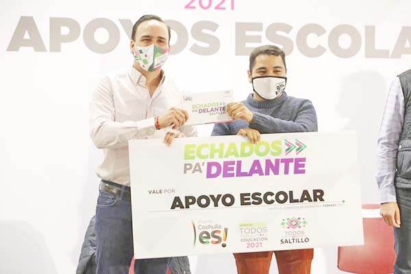Refrenda compromiso con jóvenes de Saltillo