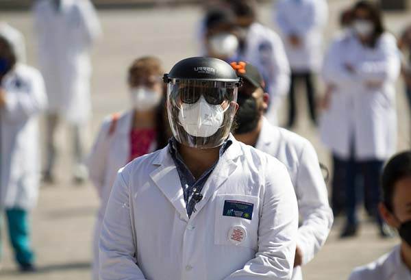 A partir del martes esperan dosis de Pfizer cada semana