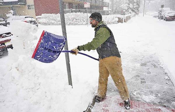 Tormenta invernal paraliza el centro-oeste de EU