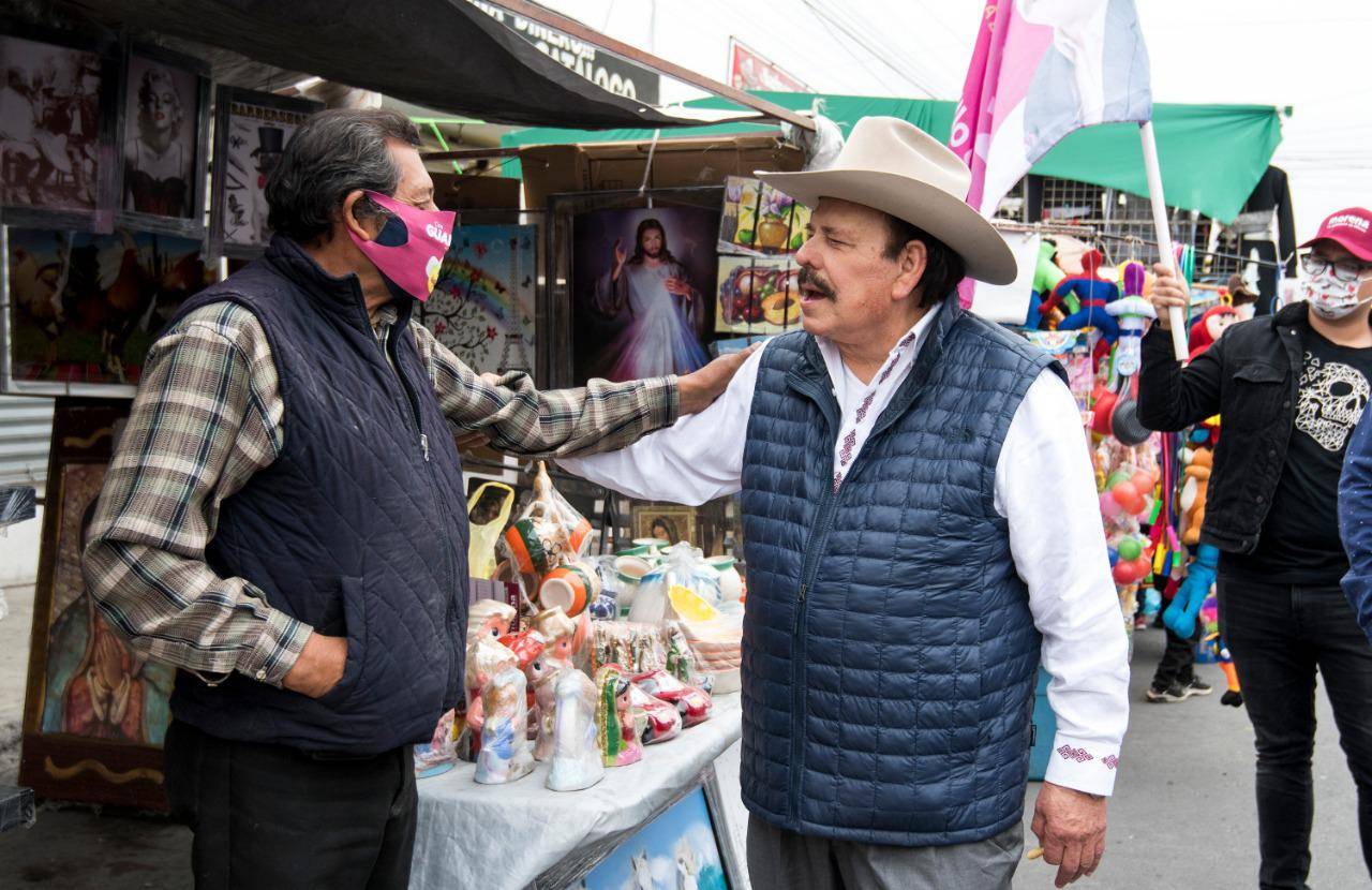 Recorre Guadiana mercado en Saltillo