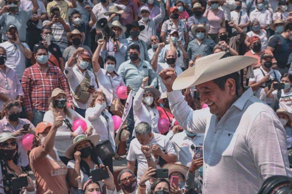 Félix Salgado y Raúl Morón son elegidos como nuevos dirigentes de Morena en Guerrero y Michoacán