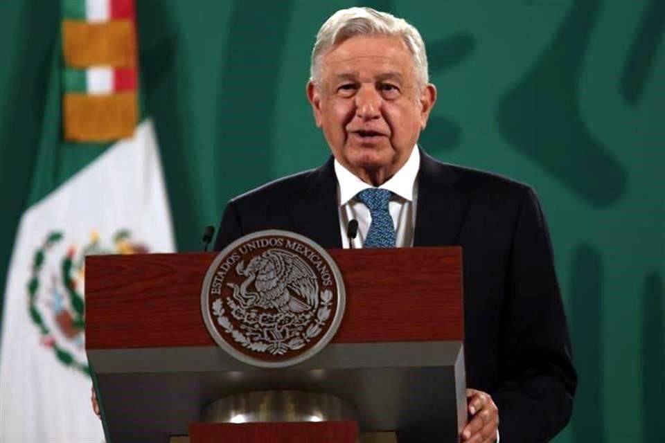 Avala AMLO fusión Televisa-Univision en streaming
