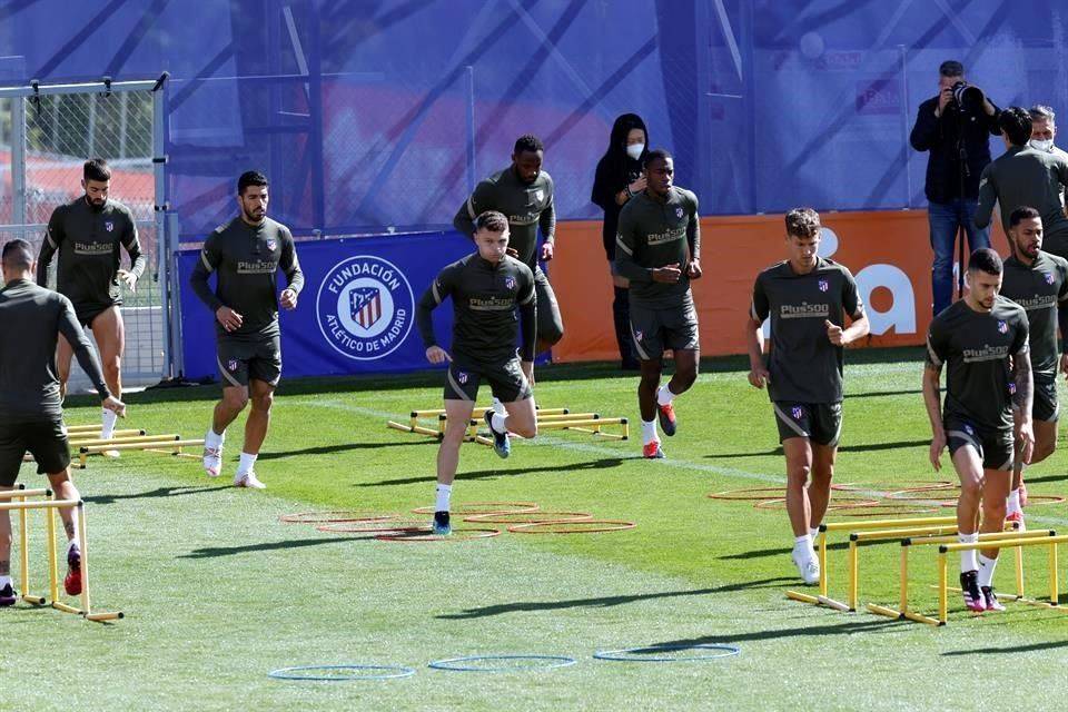 Anuncian cuatro más su retirada de Superliga