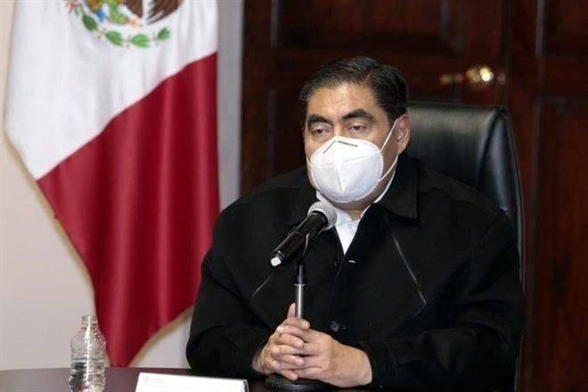Prohíben a Barbosa asumir control de Policía de Puebla