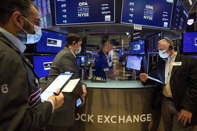 Marca S&P récord de 4 mil puntos por primera vez