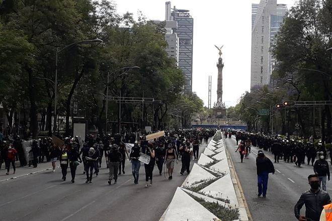 Marchan en CDMX por asesinato de salvadoreña