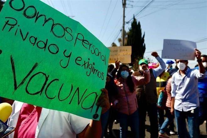 No es posible esperar, reviran médicos privados a AMLO