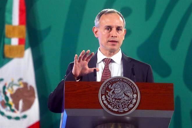 Justifica Gatell baja vacunación de médicos privados