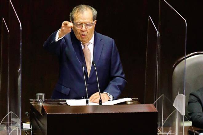 ‘¡No a una república autoritaria!’