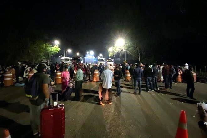 Cancelan vuelos en Aeropuerto de Oaxaca por bloqueos