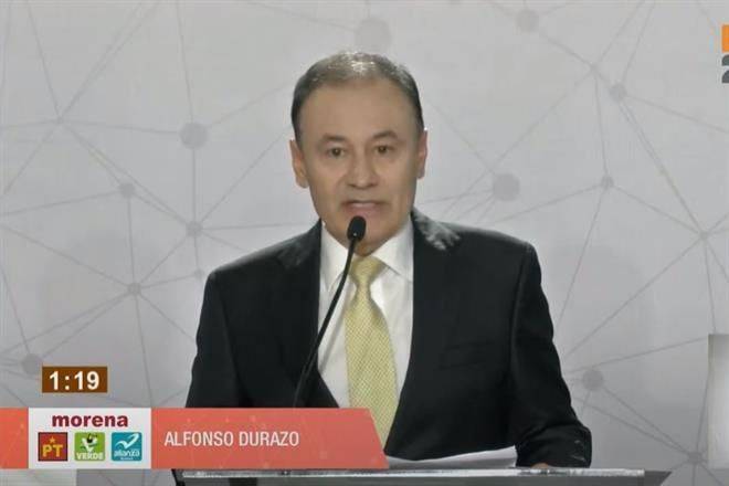 Cuestionan en debate resultados de Durazo