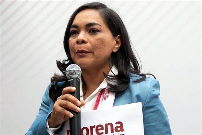 Pide Mojica entrar a encuesta en Guerrero