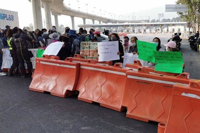 Bloquean vía a Cuernavaca y la Guardia Nacional no hace nada