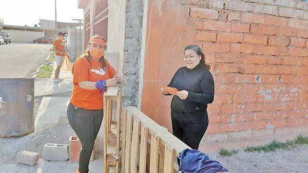 Funcionarios capaces promete Brenda Flores