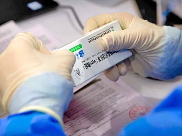 Sinovac y Sinpopharm, vacunas chinas tienen baja eficacia
