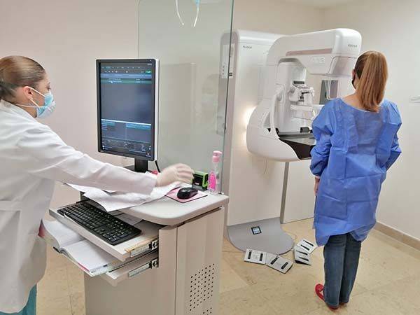 Reabre IMSS cirugía y otras especialidades