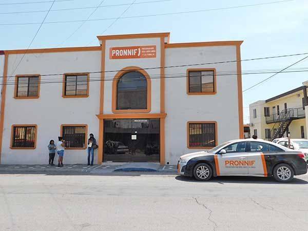Busca la Pronnif familia a niño que fue abusado