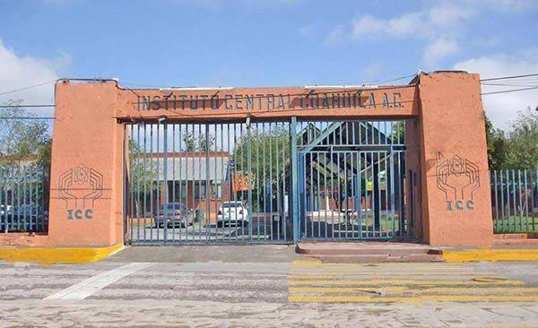 Responderán a 8 colegios petición de clases híbridas