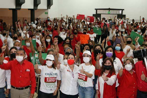 Respaldan senadoras a candidata “Chachis”