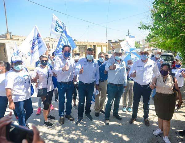 Paredes legislará sin logos ni colores