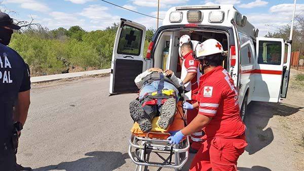 Cae motociclista