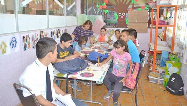 Enfrentan obstáculos en educación especial